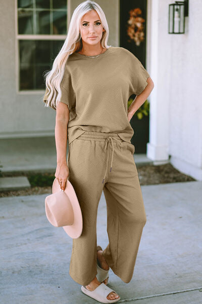 Simple Short Sleeve Top and Pants Set