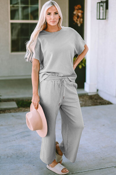 Simple Short Sleeve Top and Pants Set